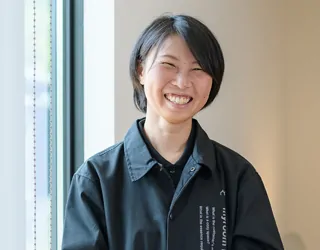 事務・受付 篠原鮎美