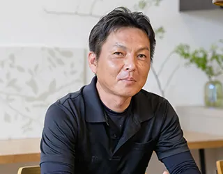 工務・積算（常務取締役） 戸井正美